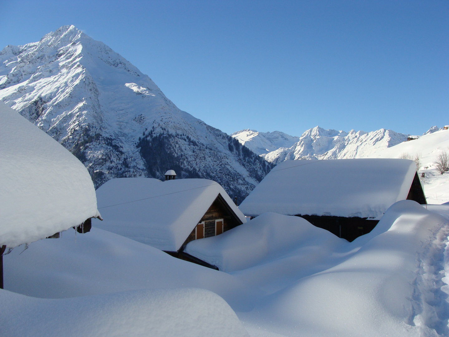 Schnee in den Bergen