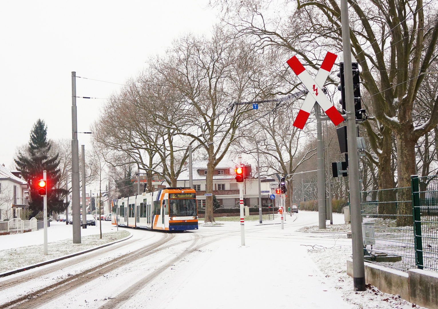 Schnee in Neuostheim