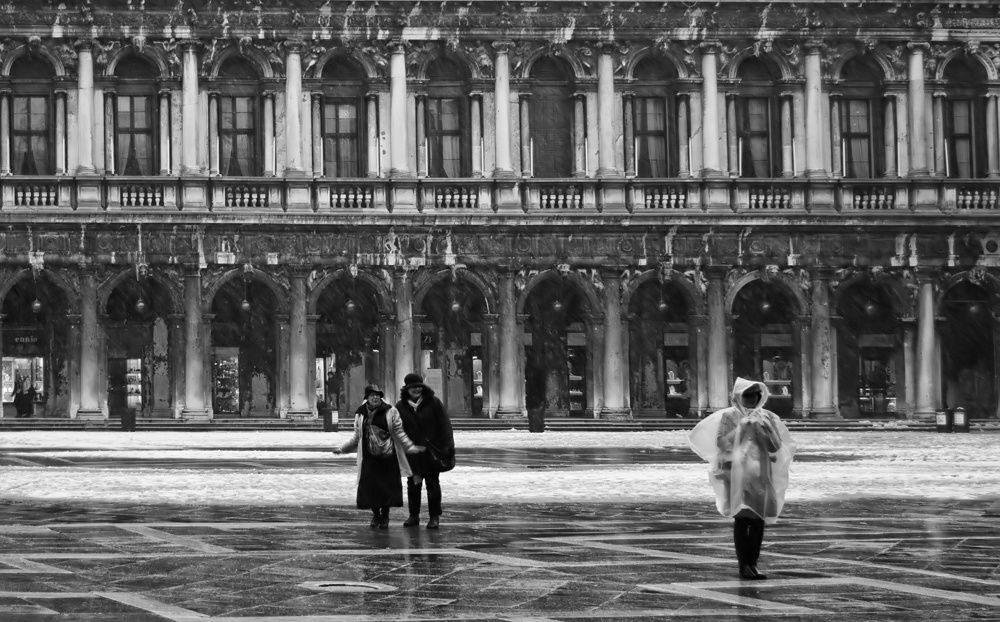 - Schnee in Venedig -