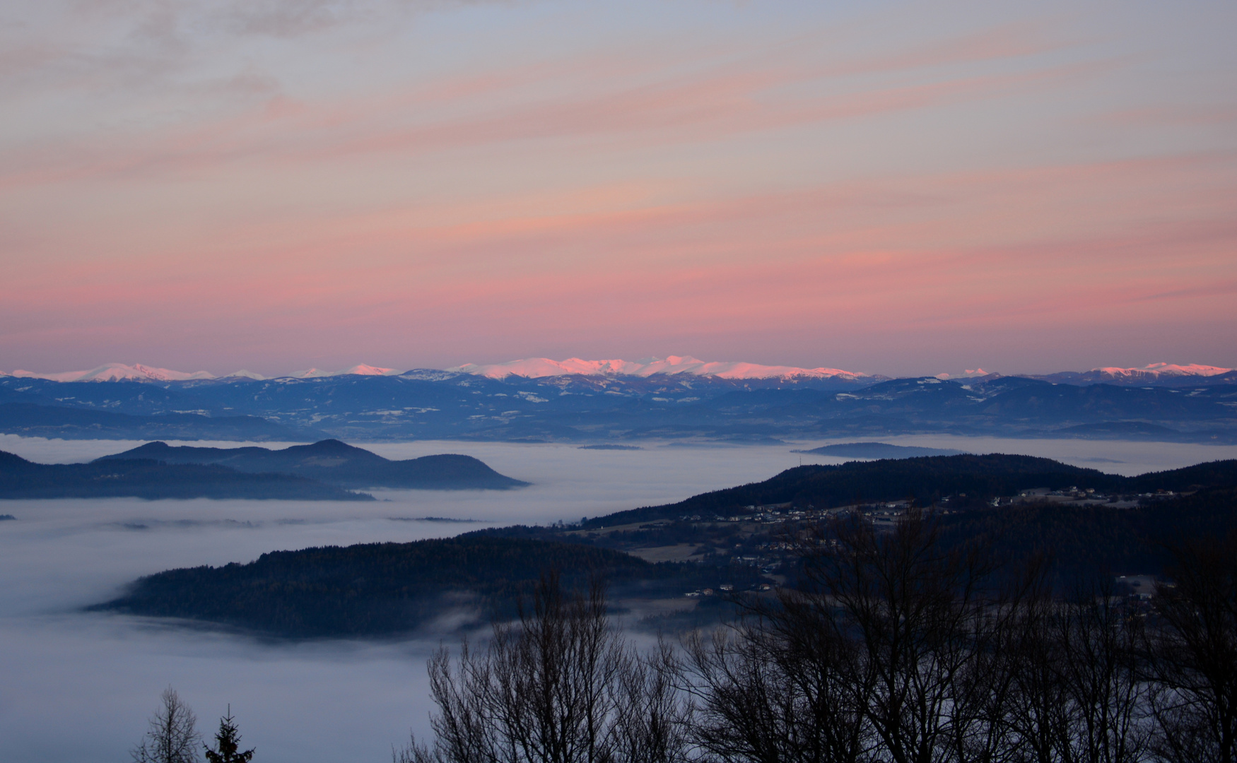 Schnee in weiter Ferne