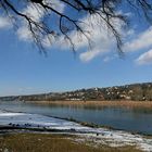 Schnee und Frühlingssonne im Elbtal