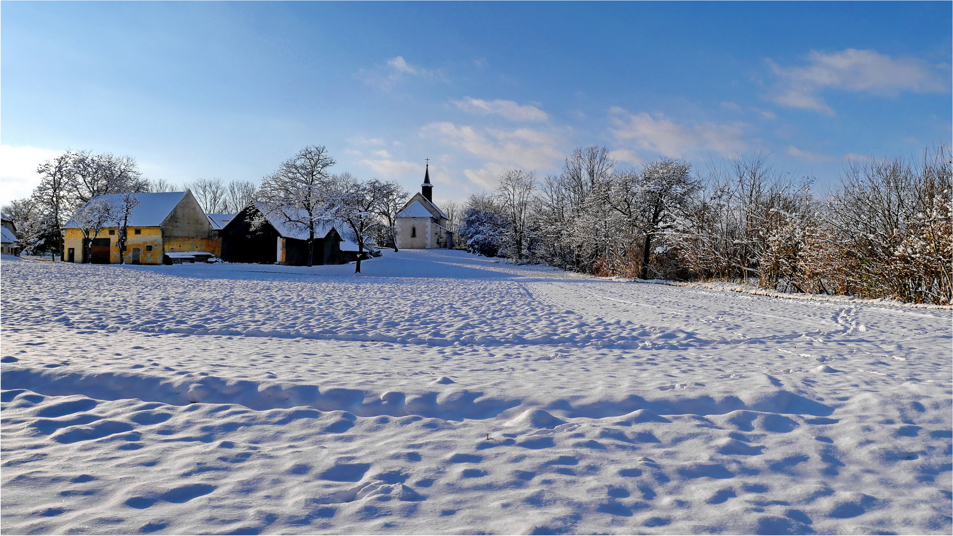 Schnee und Sonne am Sonntag