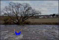 Schnee verschwindet, Überschwemmung kommt