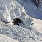 Schneeabbruch in größerem Ausmaß an der Mönchsflanke...