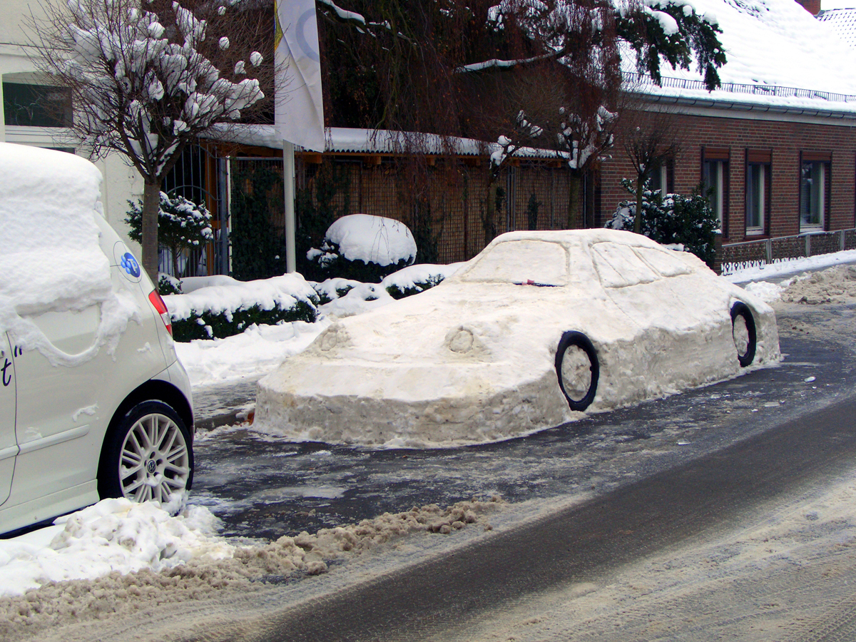 Schneeauto Foto & Bild  jahreszeiten, winter, natur Bilder auf