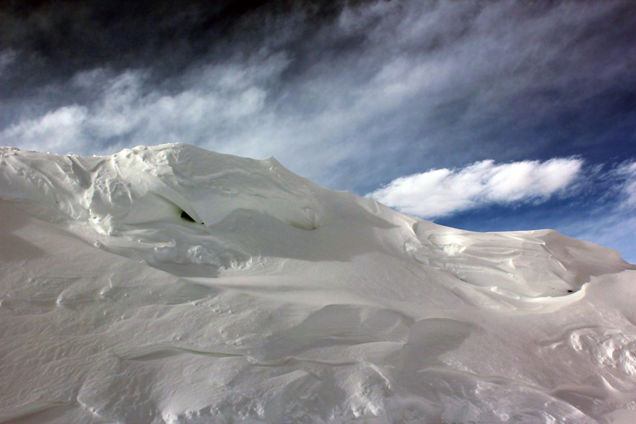 Schneebedeckte Alpengipfel