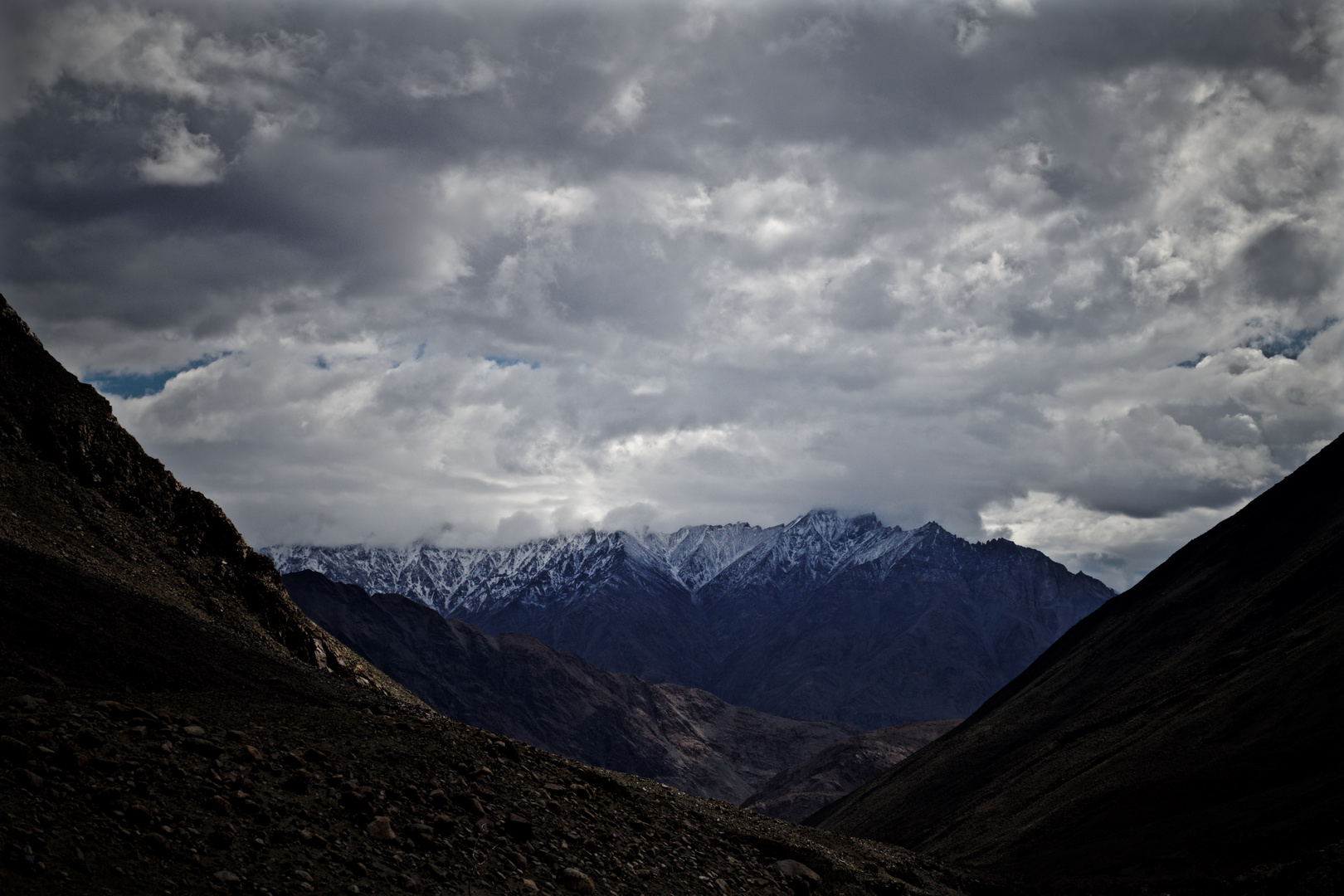 Schneebedeckte Gipfel, Indien