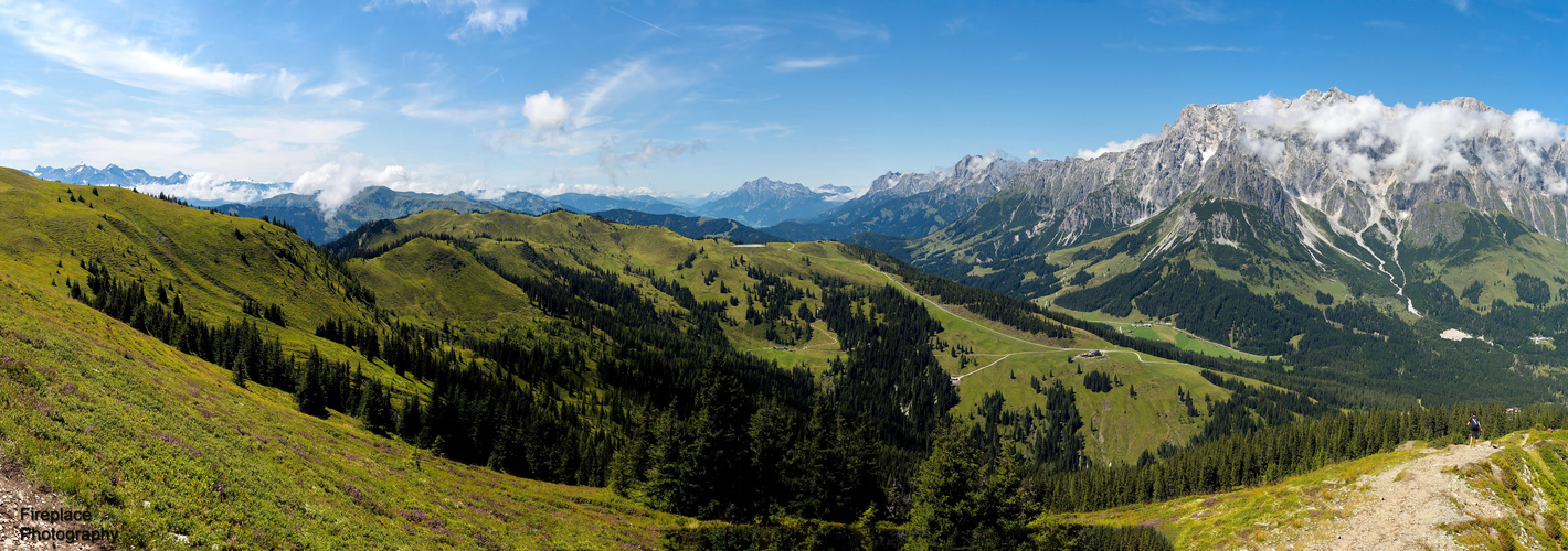 Schneeberg: Eine große offene Szene mit nur einem kleinen Jungen!