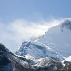 Schneefahnen am Annapurna Massiv