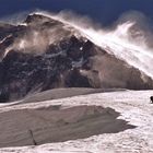 Schneefahnen am Broad Peak