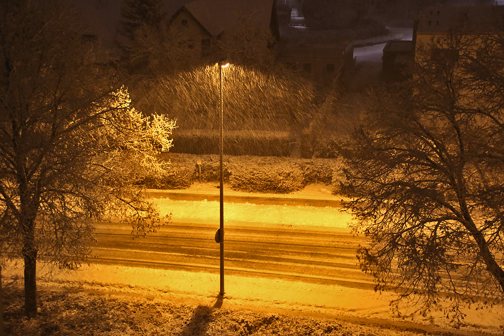 Schneefall am frühen Morgen