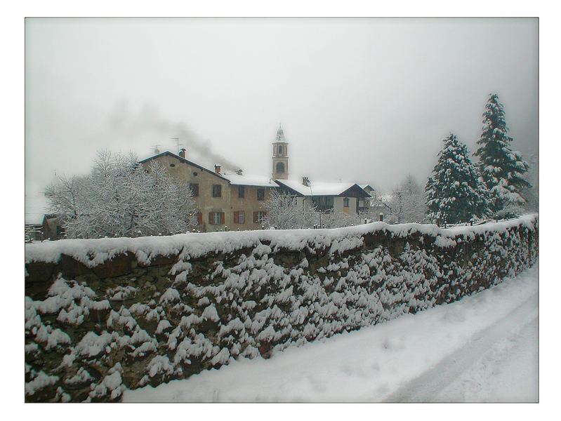 Schneefall in Auer