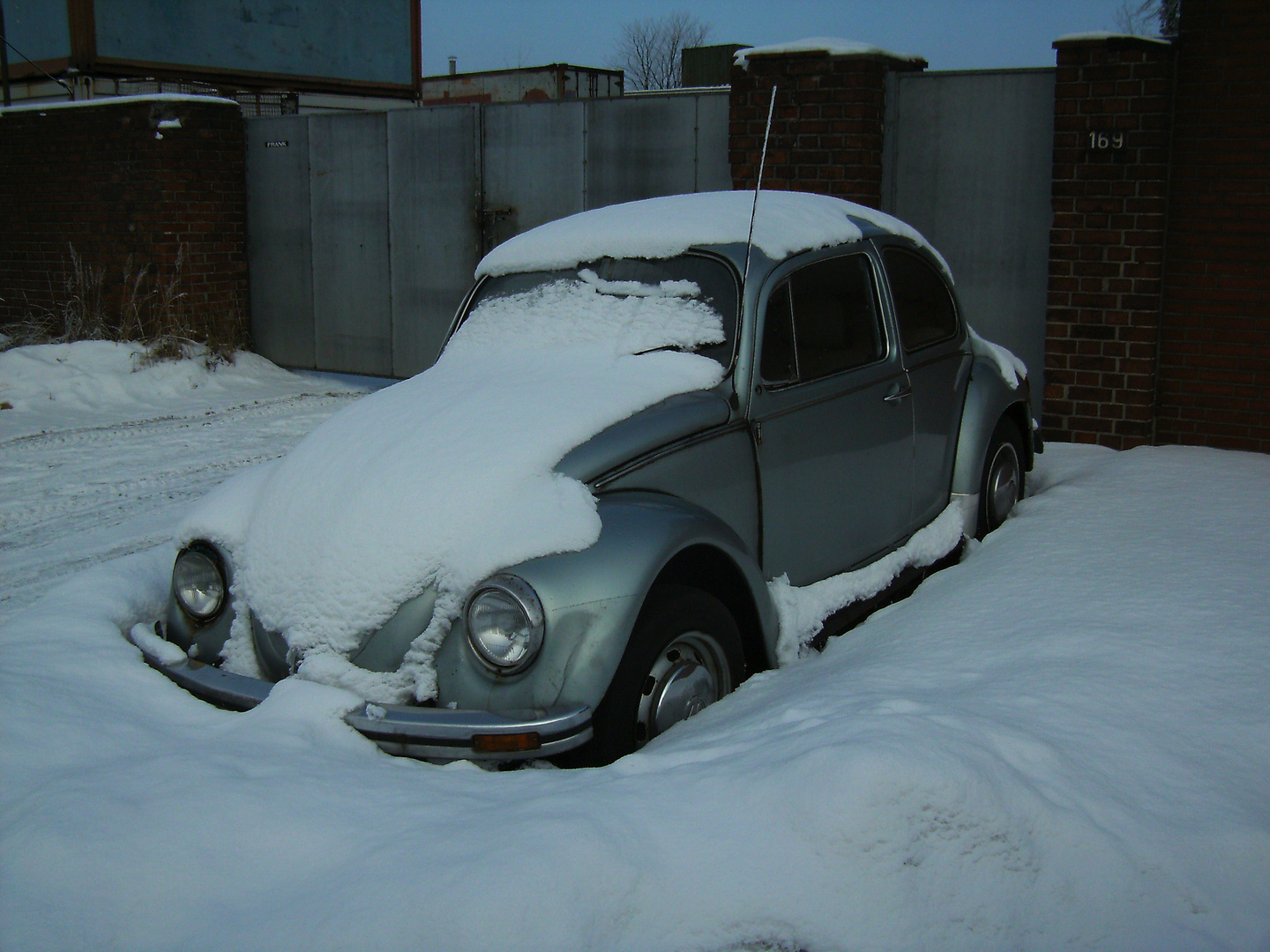 Schneekäfer (84er Mexico bei einem Schrotthändler in HH Billbrook)