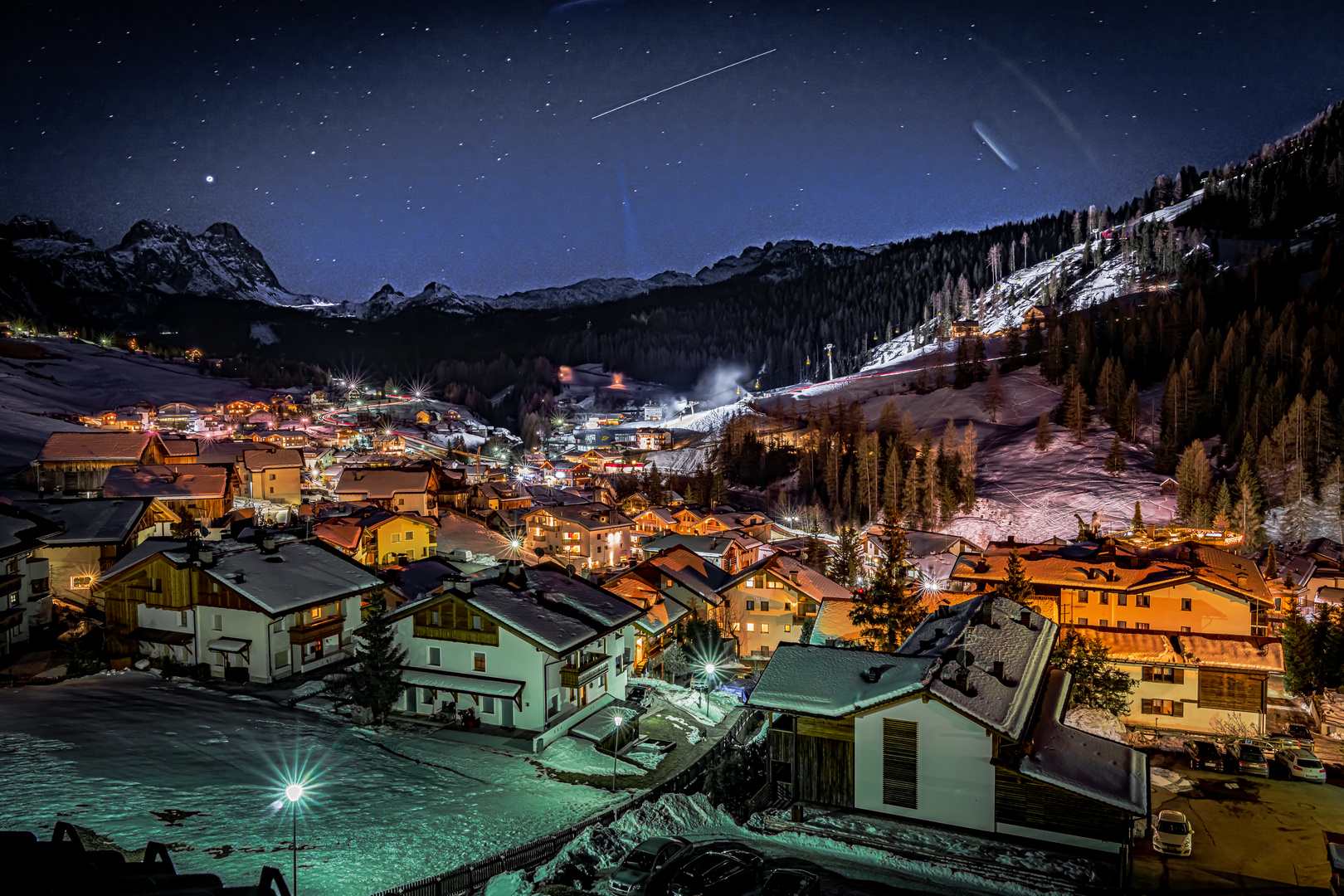 Schneekanonen unterm Sternenhimmel