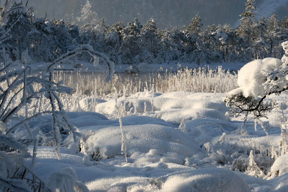 SCHNEEKISSEN IM LOISACHTAL