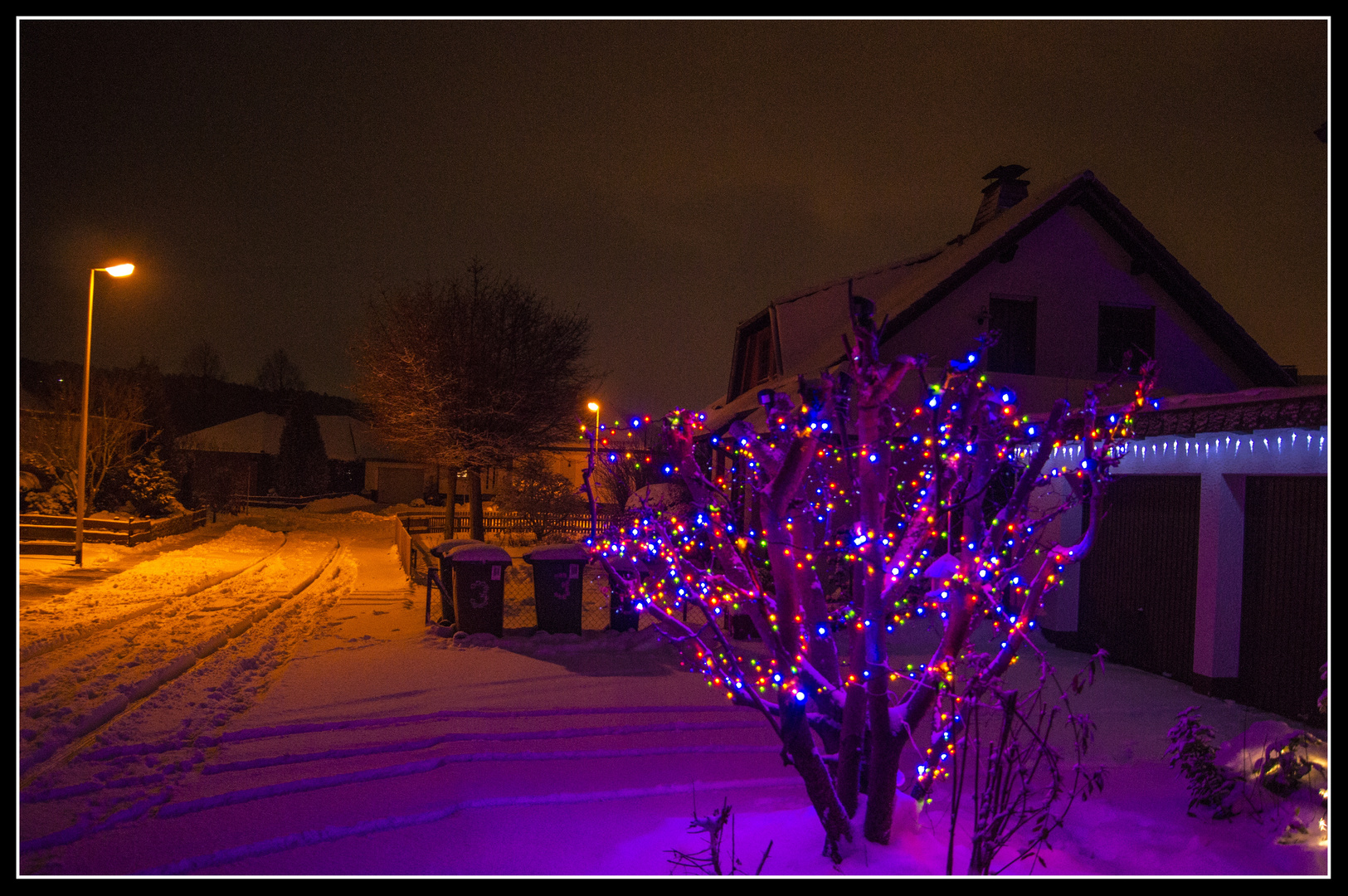 Schneelandschaft am Abend