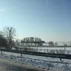 Schneelandschaft an der Autobahn