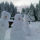 Schneemänner im Oktober (Rabenberg/Erzgebirge)