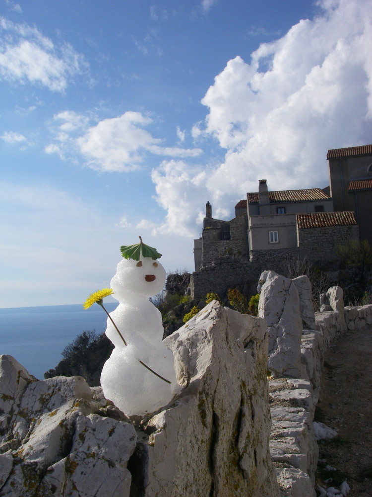 Schneemann in Kroatien