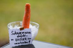 Schneemann leicht defekt