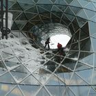 Schneereinigung im "Loch" des Kaufhauses Zeil Frankfurt