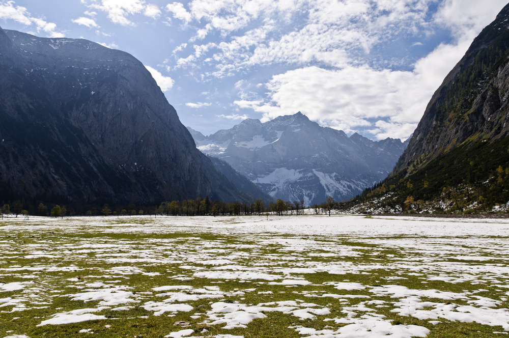 Schneereste im großen Ahornboden