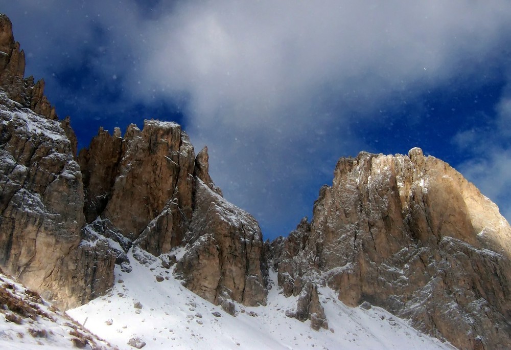 Schneertreiben vor dem Langkofl (Dolomiten)