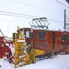 Schneeschleuder der Gornergradbahn in der Station Riffelberg