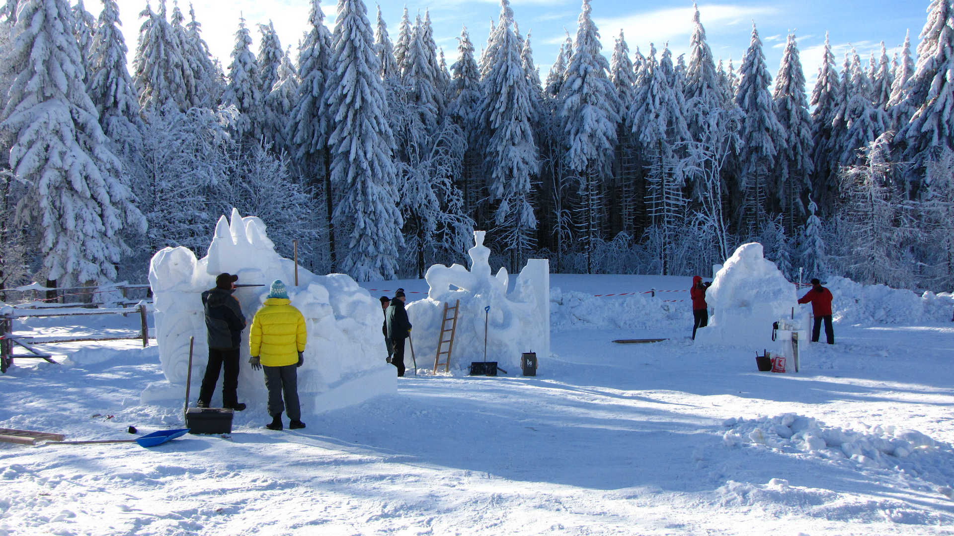 Schneeskulpturenbau in Hermsdorf 2010