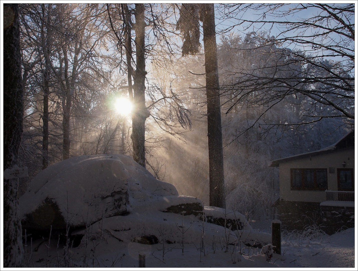 Schneesturm und Sonnenschein