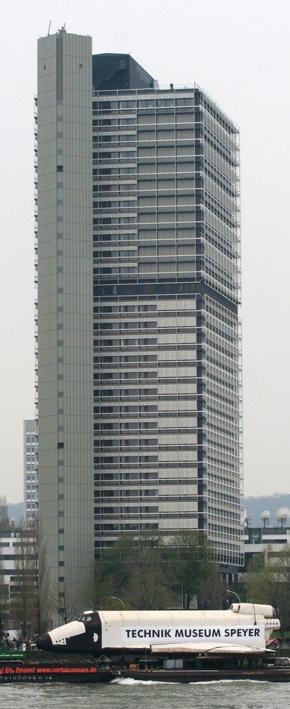 Schneesturm vor der UNO