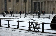 (Schnee)Treiben am Pariser Platz