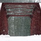 Schneetreiben auf der Brücke