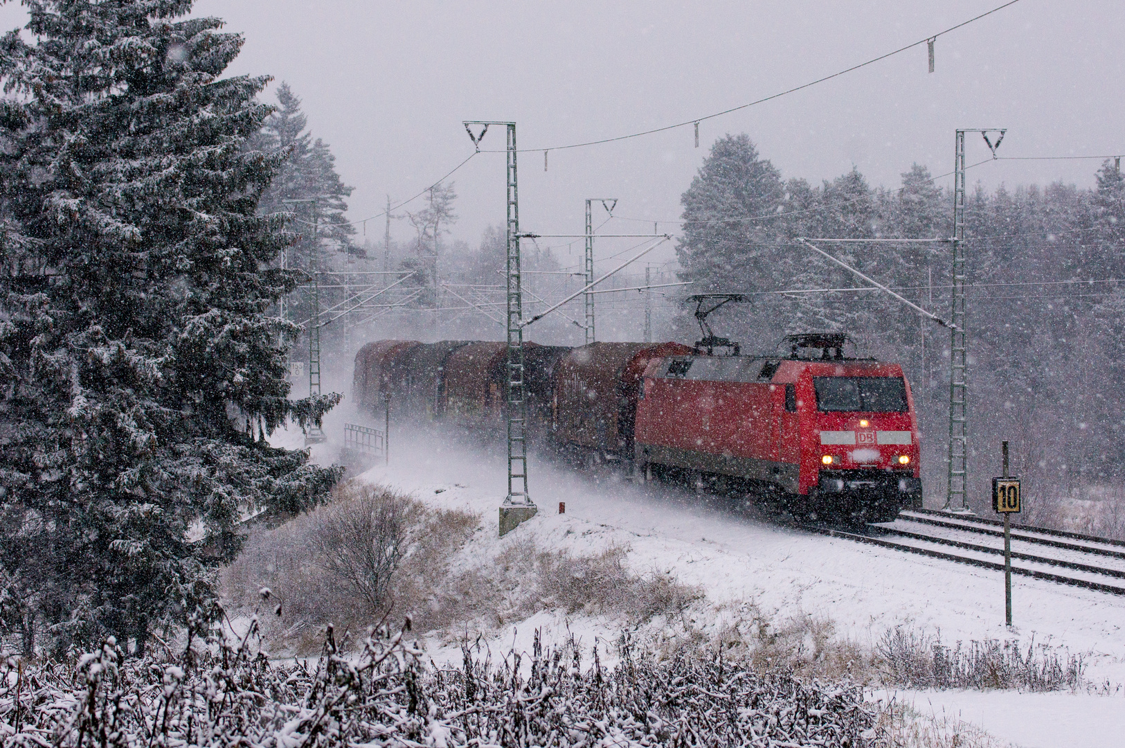 Schneetreiben im Bayerischen Vogtland.