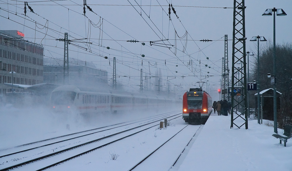 Schneetreiben in der Stadt (2)