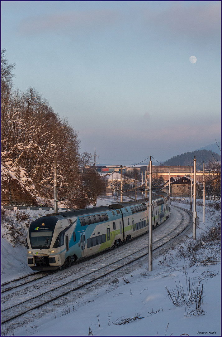 Schneewandern in Salzburg - Mondaufgang