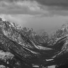 Schneewolken über den Dolomiten