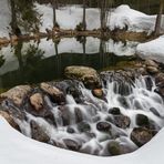 Schneezauber am Teich