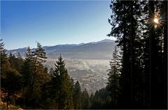 "schneibts vor Martini übern Inn, isch der holbe Winter hin"...