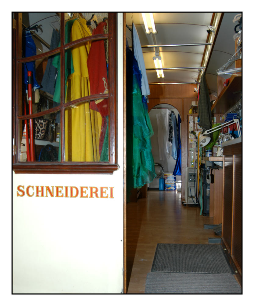 - Schneiderei -