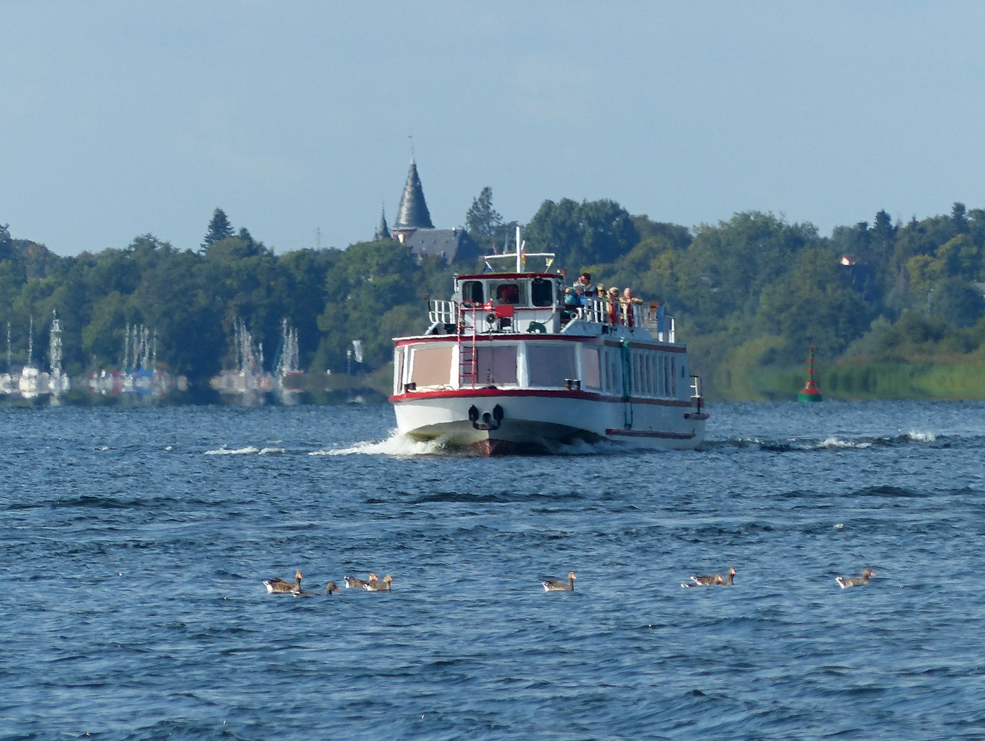 "Schnell aus dem Weg, ein Schiff kommt"