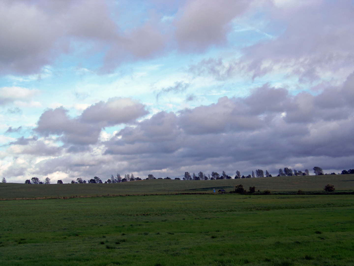 schnell ziehende Sturmwolken......