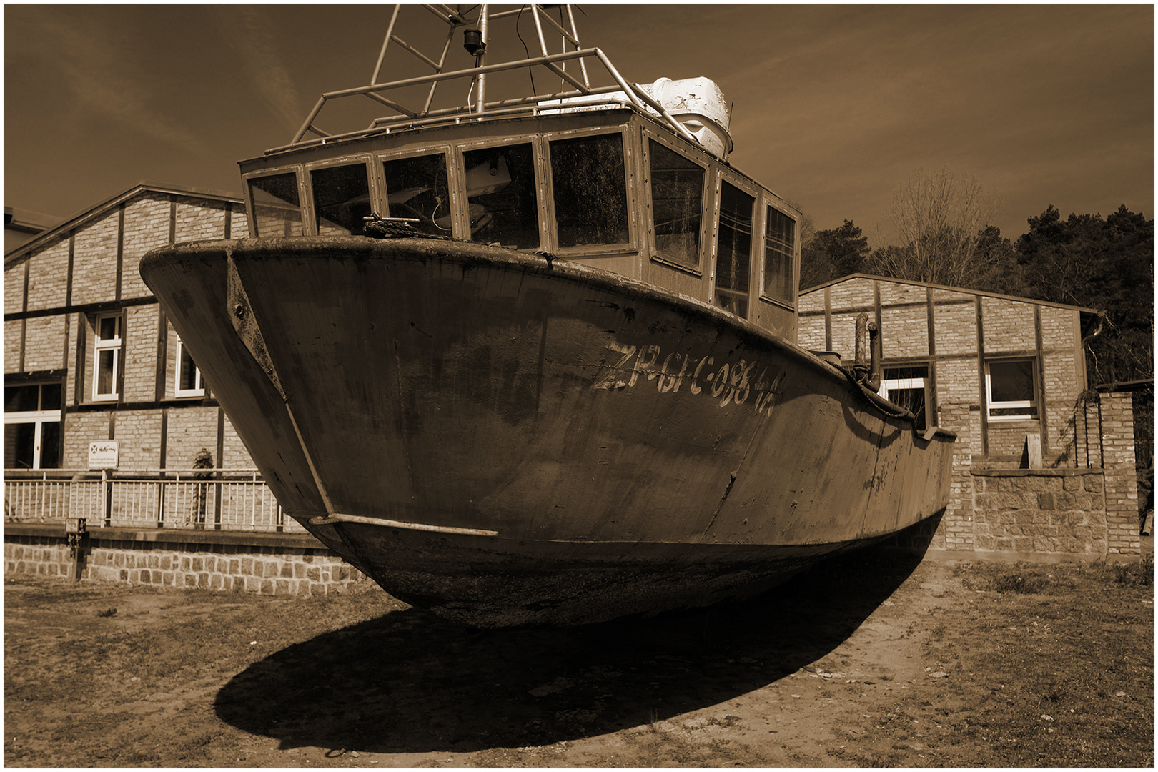 Schnellboot auf dem Bodden der Wirklichkeit