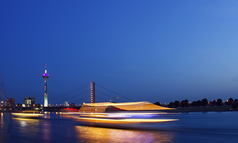 Schnellboote auf dem Rhein