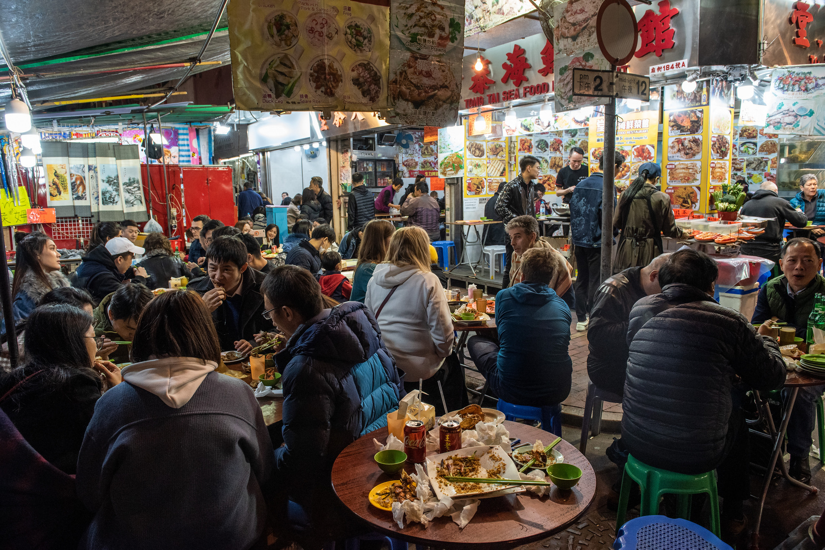 Schnellimbiss auf dem Nachtmarkt