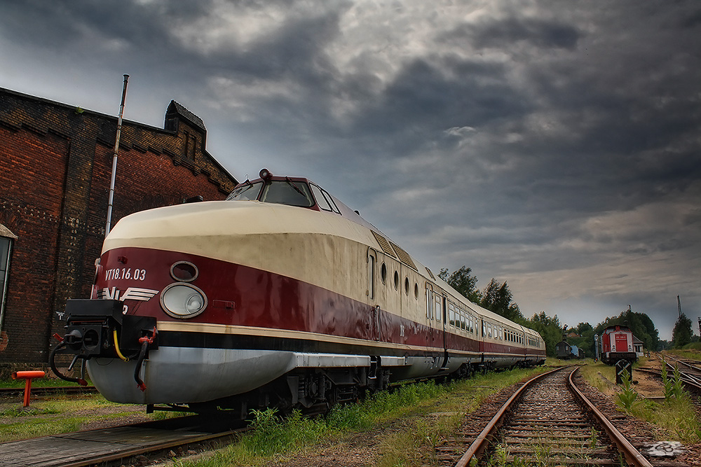 Schnelltriebwagen SVT 18.16