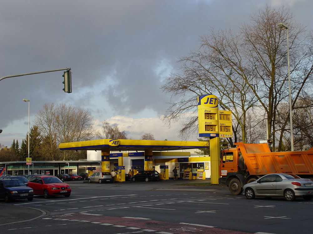 Schnief.... Jet-Tankstelle..