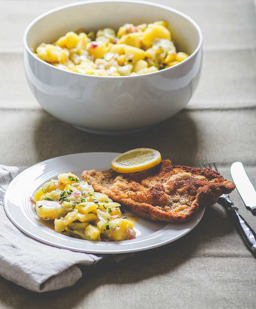 Schnitzel mit Kartoffelsalat