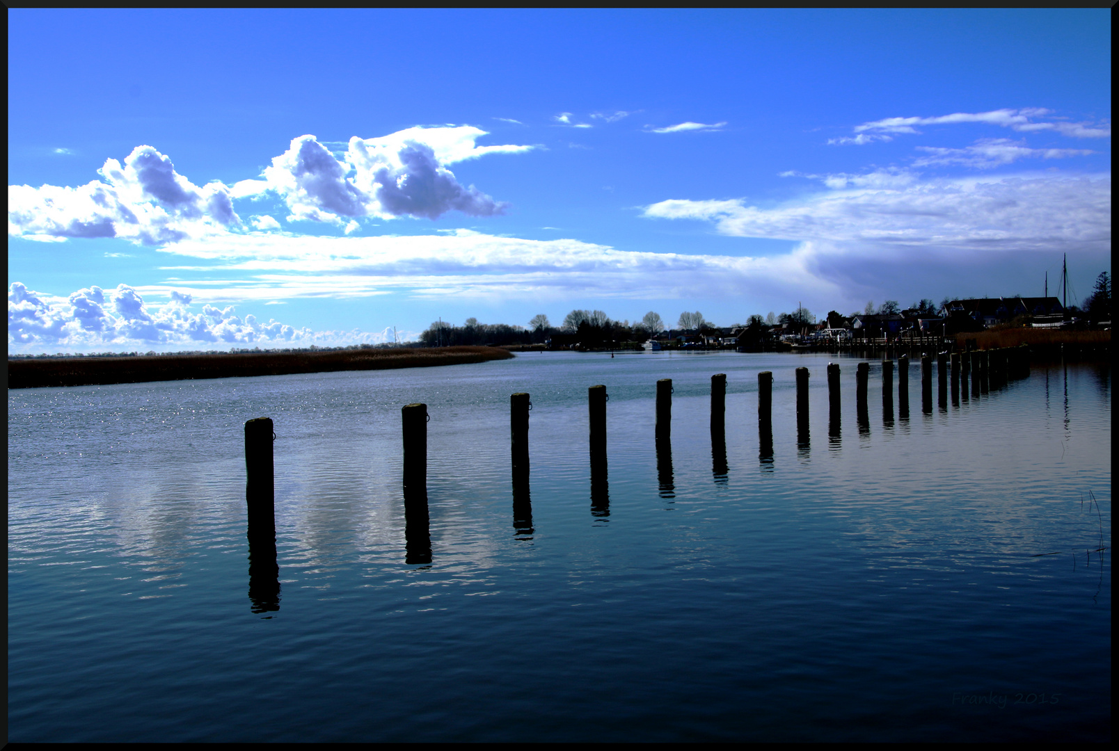 Schön blau