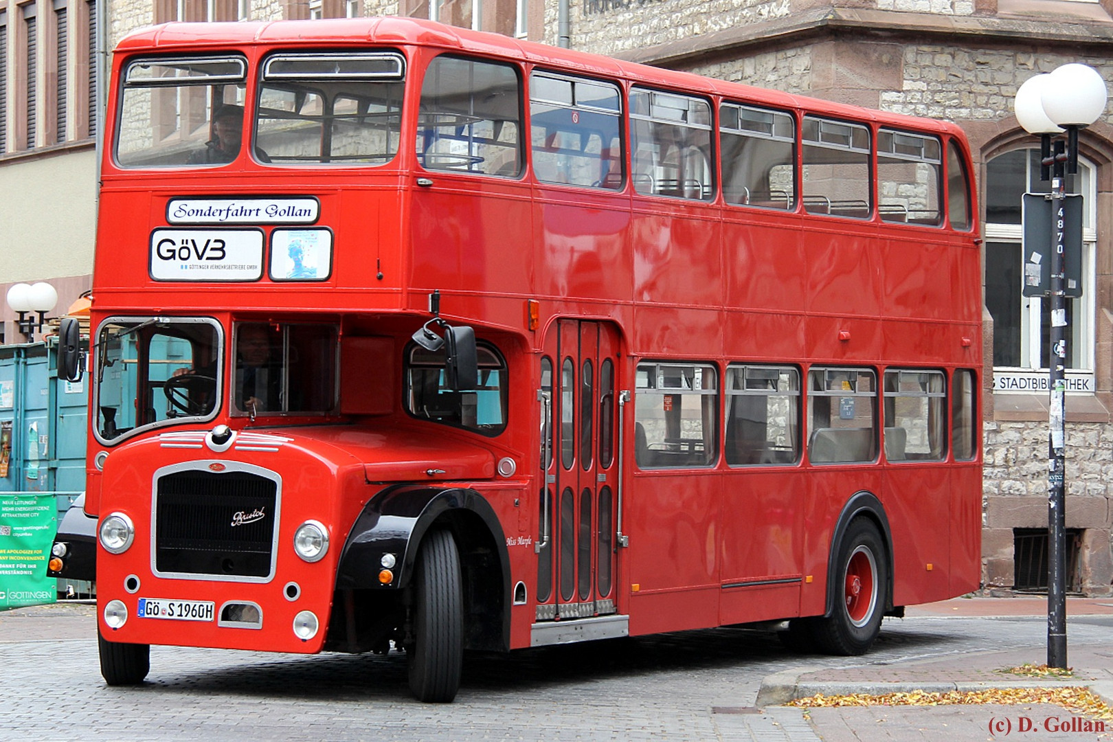 schön, dass er wieder fährt - Londonbus der Göttinger Verkehrsbetriebe